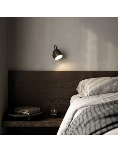 Aplique de Parede ANGLE Preto com USB da Nordlux