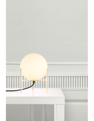 Candeeiro de Mesa Alton 20 - Elegância Art Déco Contemporânea